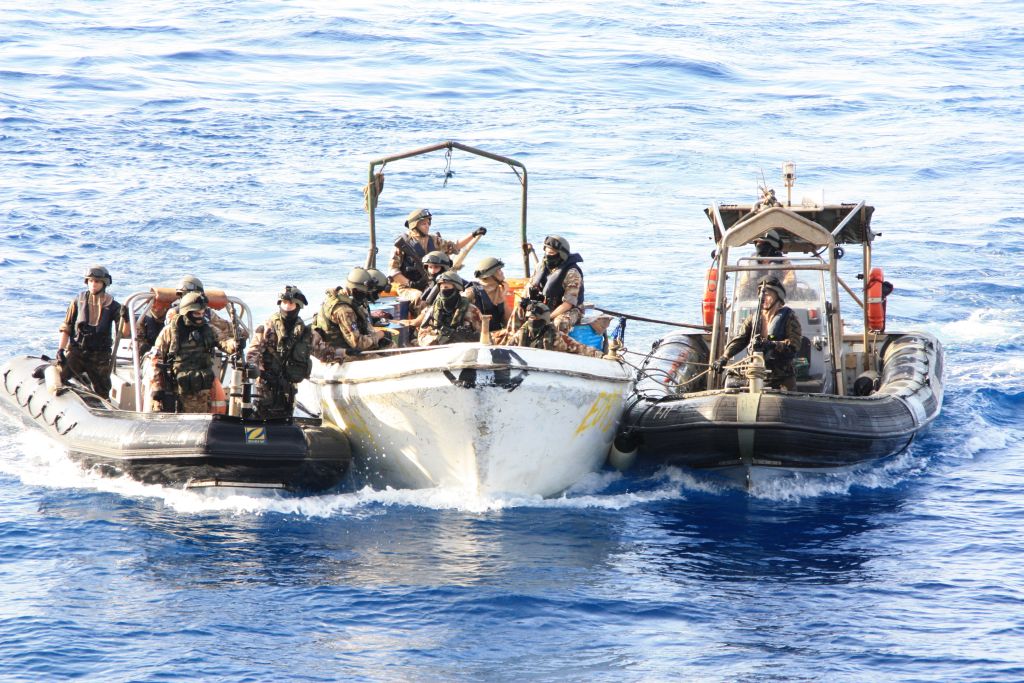 Le nuove sfide italiane alla pirateria marittima