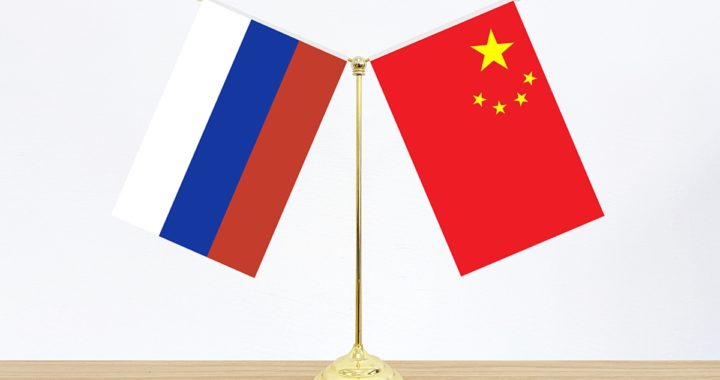 Xi giura sostegno reciproco a Putin in mezzo alle turbolenze globali