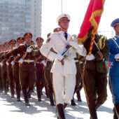Grande Svolta Negli Armamenti e nelle Attrezzature dell'esercito cinese