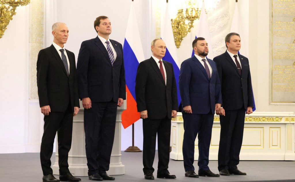 Il discorso di Putin in occasione della cerimonia per l’Unione del Donbass con la Federazione Russa