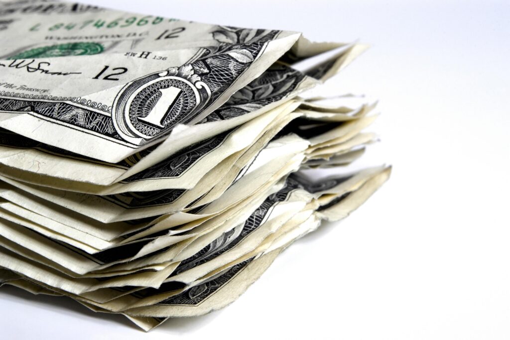 DEDOLLARIZZAZIONE. Il “price cap” anticipa l’addio al dollaro