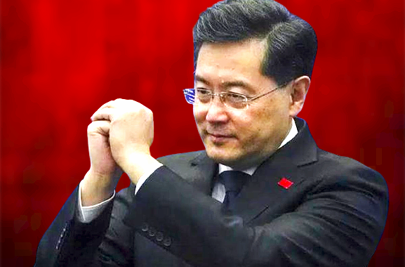 Il ministro Qin Gang spiega ai media la politica estera cinese