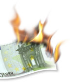 Il Dollaro divora l'Euro