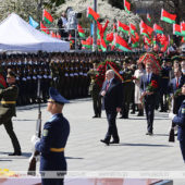 Lukashenko ai popoli dell'Occidente: "I vostri soldi sono spesi per il solito genocidio"