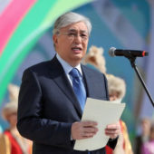 <strong>Il Presidente Tokayev annuncia un referendum sull'adozione degli emendamenti alla Costituzione</strong>