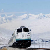 La Cina promuove lo sviluppo del Tibet con 4.000 km di ferrovie