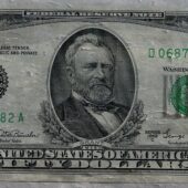 Si allarga la ribellione all’impero del dollaro