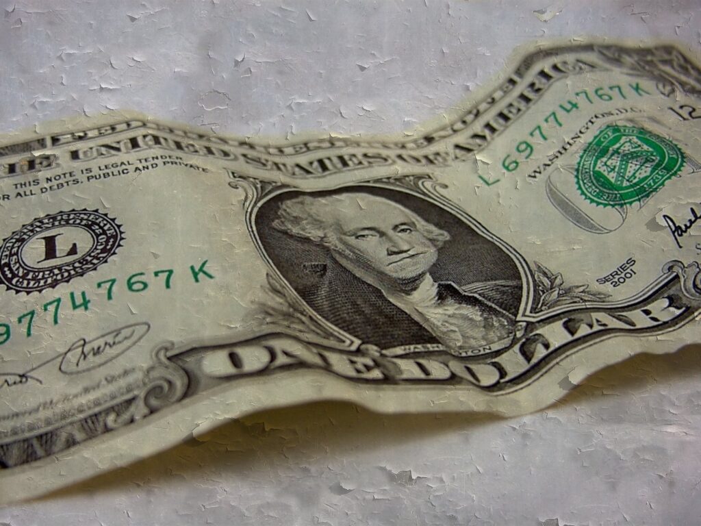 LE SANZIONI CONTRO LA RUSSIA MINANO L’EGEMONIA DEL DOLLARO